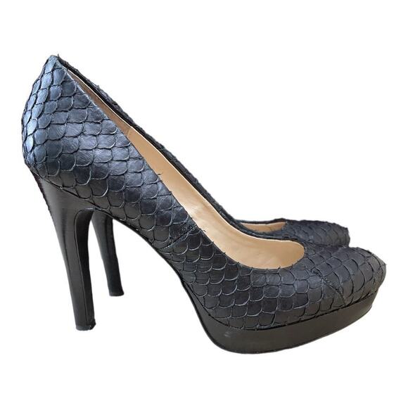 Calvin Klein Black Leather Platform Pumps Heels Reptile Texture Women's Size 9M - Picture 3 of 8